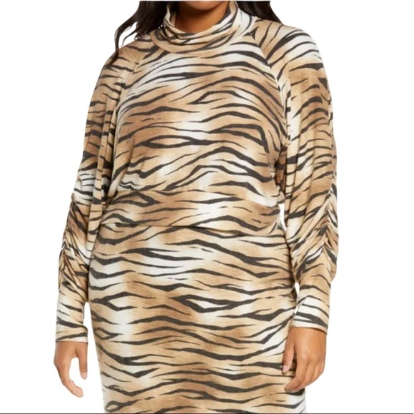 Leith Animal Print Pull over Crop Women Sweater - Picture 1 of 13